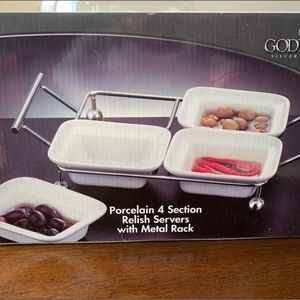 Godinger Hostess Set